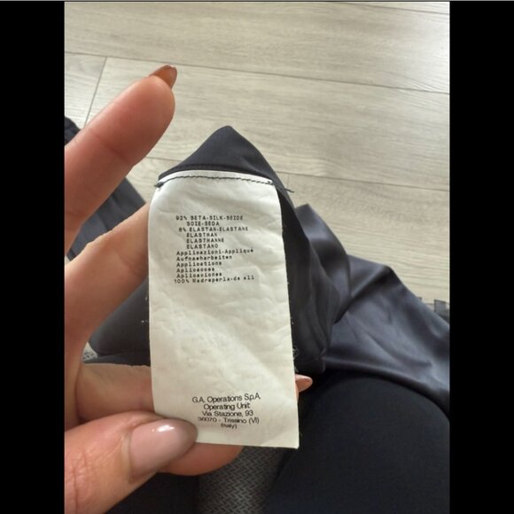 Armani Collezioni Gunmetal Gray Silk Ruffled V-Neck Blouse - Picture 7 of 11